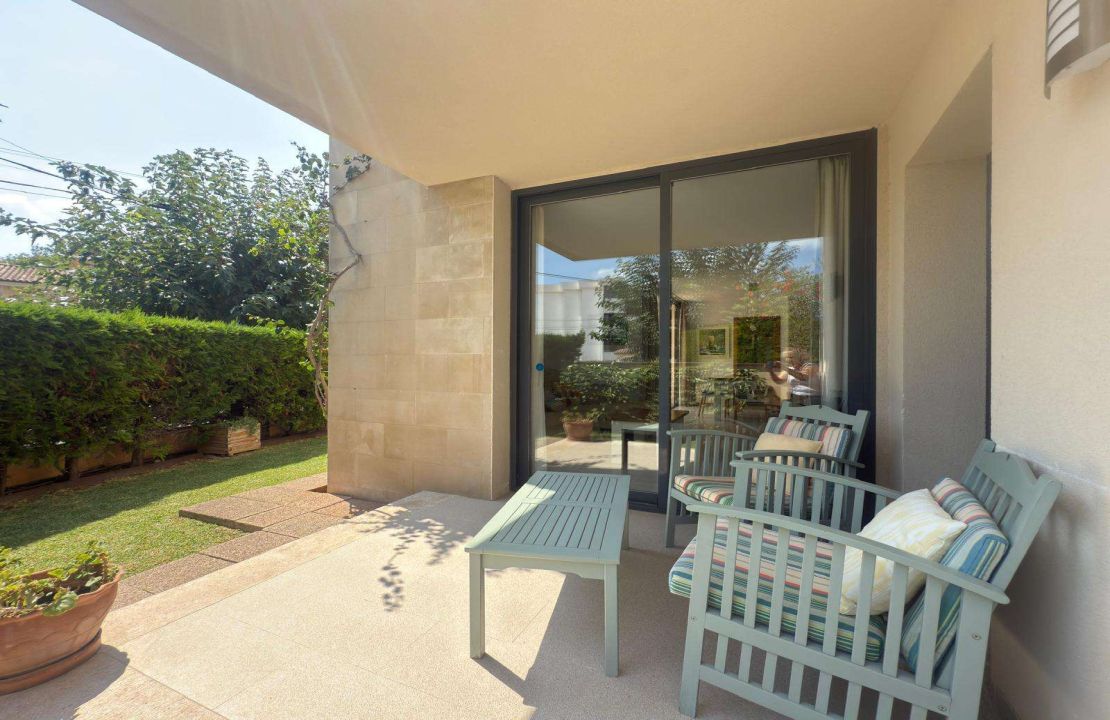 Two-bedroom apartment with pool for long-term rental in Llenaire, Pollensa, Mallorca